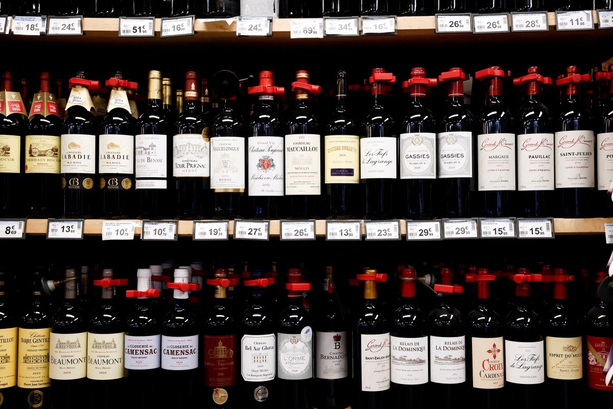 French wine, spirits export volumes sink to at least 25-year low