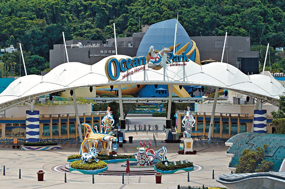 thestandard.com.hk - The Standard 英文虎報 - Ocean Park sees over 20pc rise in overseas visitors within three months
