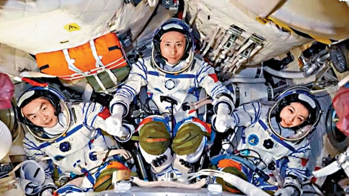 thestandard.com.hk - The Standard 英文虎報 - Hong Kong poised to take off with new space opportunity | FHKI Industry Connect | Dr Alfred Ng, FHKI Deputy Chairman