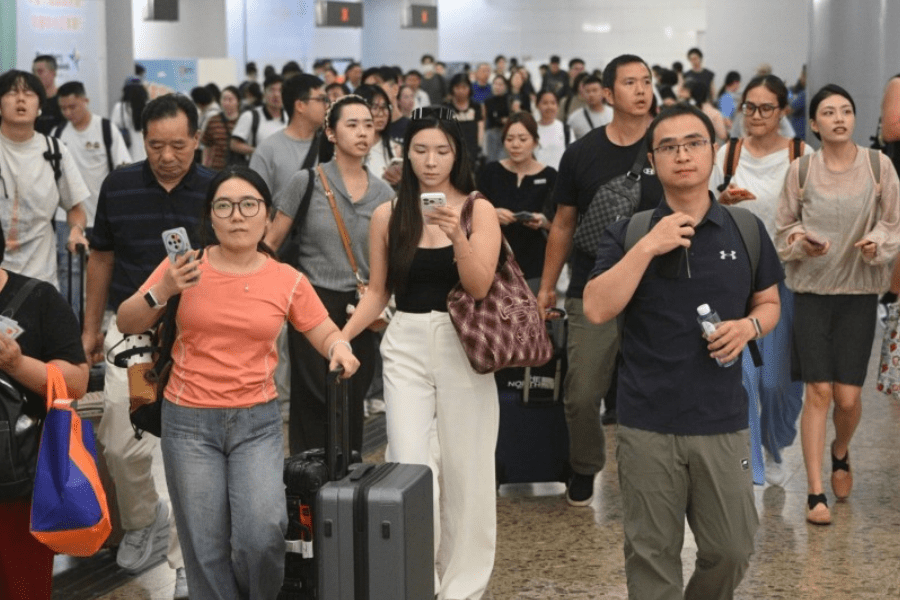 thestandard.com.hk - The Standard 英文虎報 - Hotels and restaurants cash in on extended Golden Week as HK welcomes 1.29m visitors