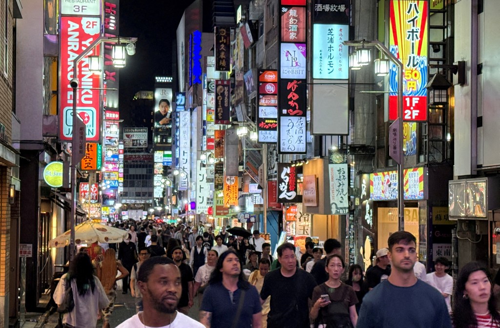 thestandard.com.hk - The Standard 英文虎報 - Japan's economy minister offers sanguine view on inflation