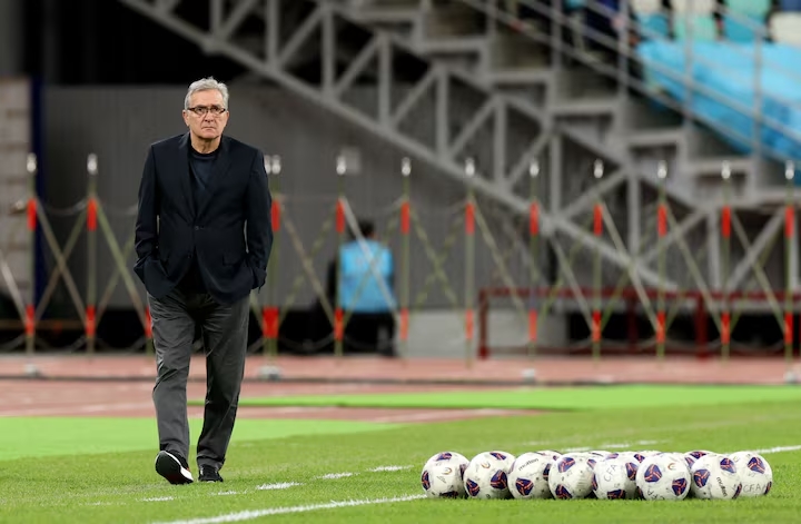 Captivating Czech Coach Brushes Off Pressure Of 20-year World Cup Absence Moment Art Captivating Czech Coach Brushes Off Pressure Of 20-year World Cup Absence Moment Art