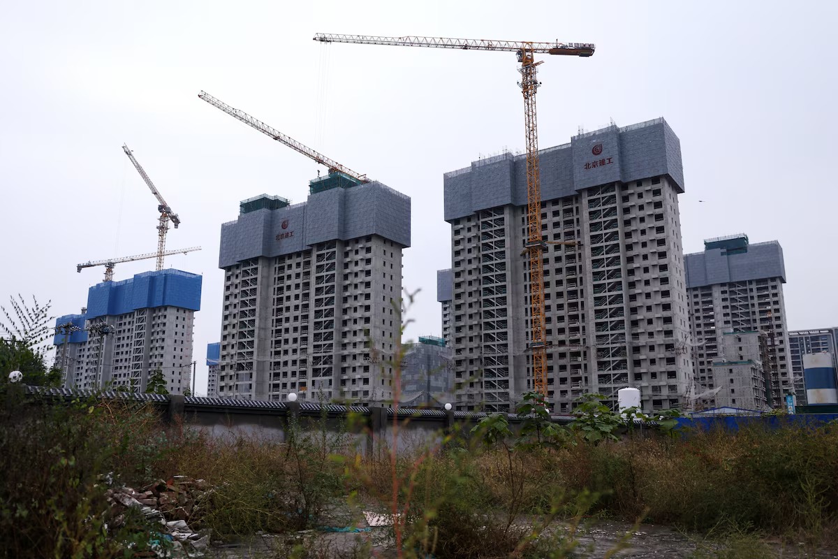thestandard.com.hk - The Standard 英文虎報 - China pledges to step up urban renewal, stabilise housing market in 2026
