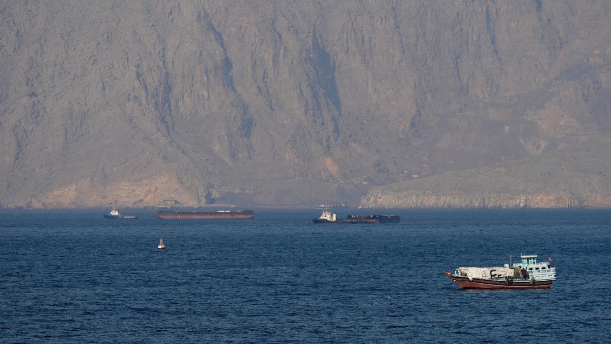 thestandard.com.hk - The Standard 英文虎報 - US military secretly helped 100 mn barrels of oil through Hormuz: Trump