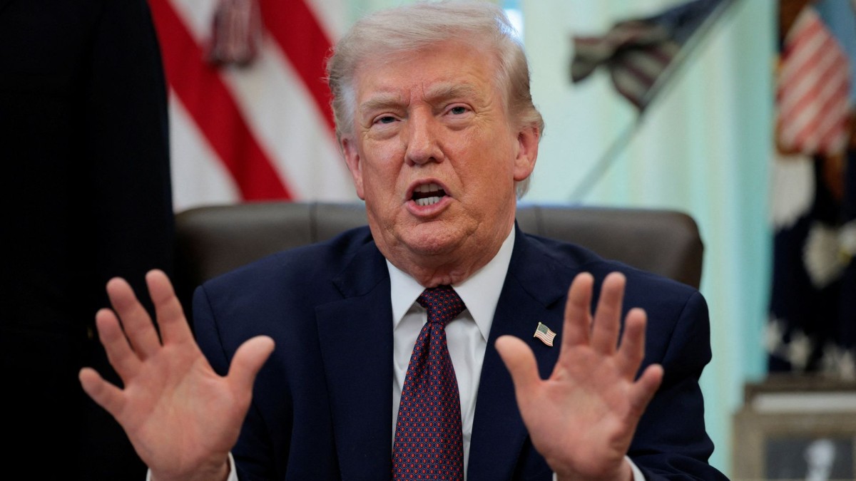 World anxious to open Hormuz Strait while Trump and Iran trade threats