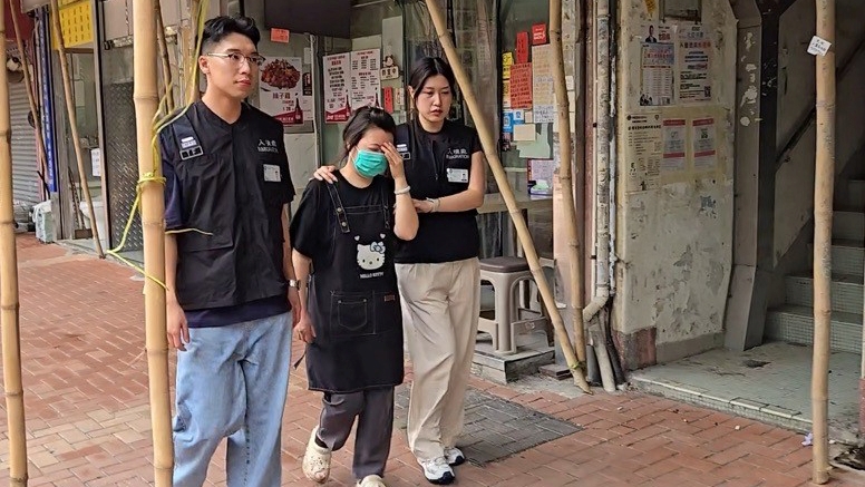 thestandard.com.hk - The Standard 英文虎報 - Police arrest 29 in citywide immigration crackdown on illegal workers and employers