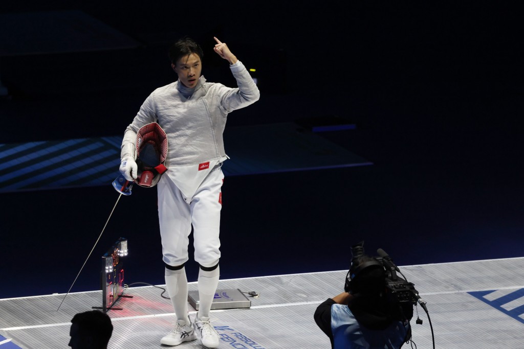 Aaron Ho claims historic silver in men's sabre at National Games