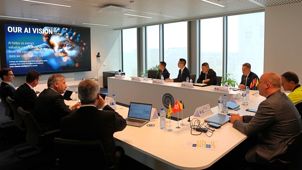 thestandard.com.hk - The Standard 英文虎報 - Hong Kong police chief visits Belgium to forge new ties in AI and smart policing