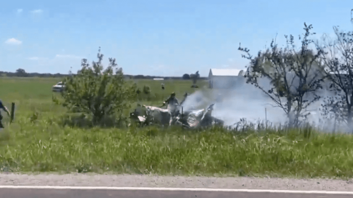 12 people killed in Missouri plane crash, state highway patrol says