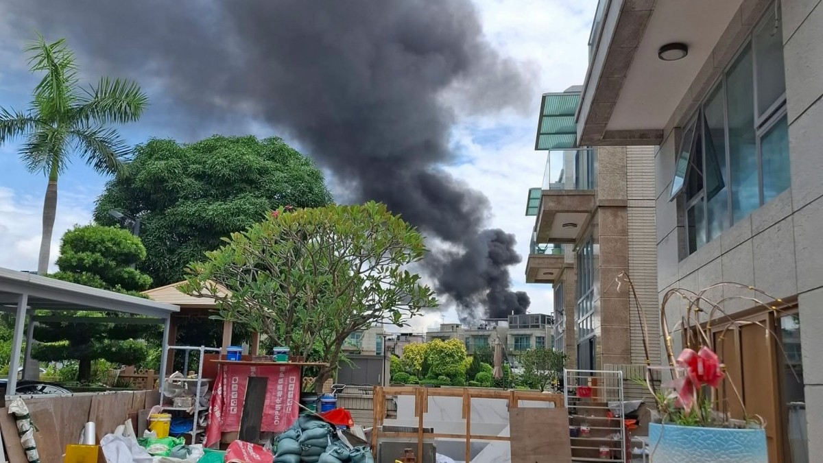 thestandard.com.hk - The Standard 英文虎報 - Solar panel fire breaks out at Yuen Long village house, expert warns of maintenance needs