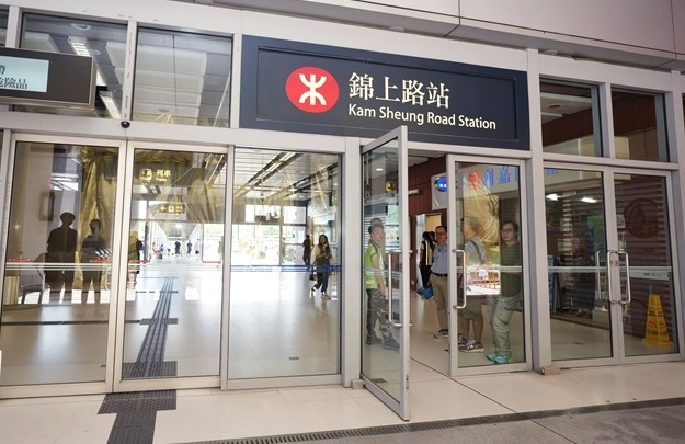 Tuen Ma Line service gradually resumes after signal failure