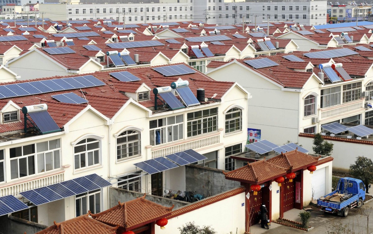 thestandard.com.hk - The Standard 英文虎報 - China solar makers say war-induced renewables demand won't fix overcapacity