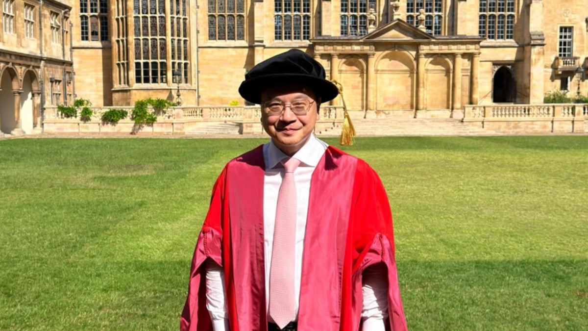 thestandard.com.hk - The Standard 英文虎報 - CUHK head Dennis Lo awarded honorary medical science doctorate by University of Cambridge, first in HK