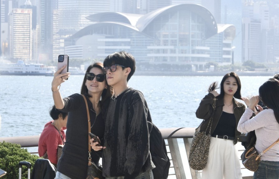 thestandard.com.hk - The Standard 英文虎報 - Hong Kong welcomes 4.5m visitors in July, up 3pc