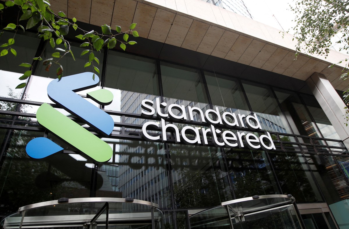 thestandard.com.hk - The Standard 英文虎報 - StanChart targets higher return, to reduce more than 7,000 roles by 2030