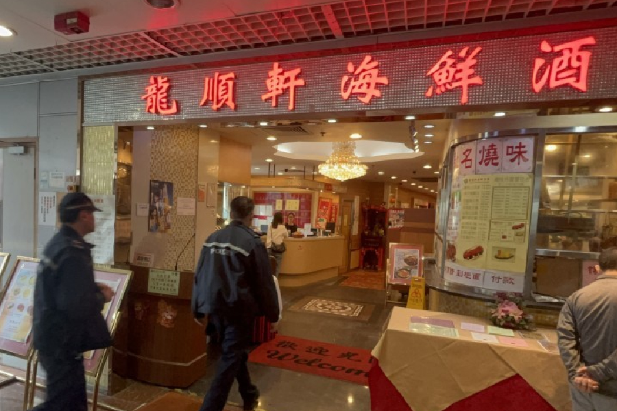 Burglars break into Mei Tin Estate restaurant safe, steal $800,000 in cash