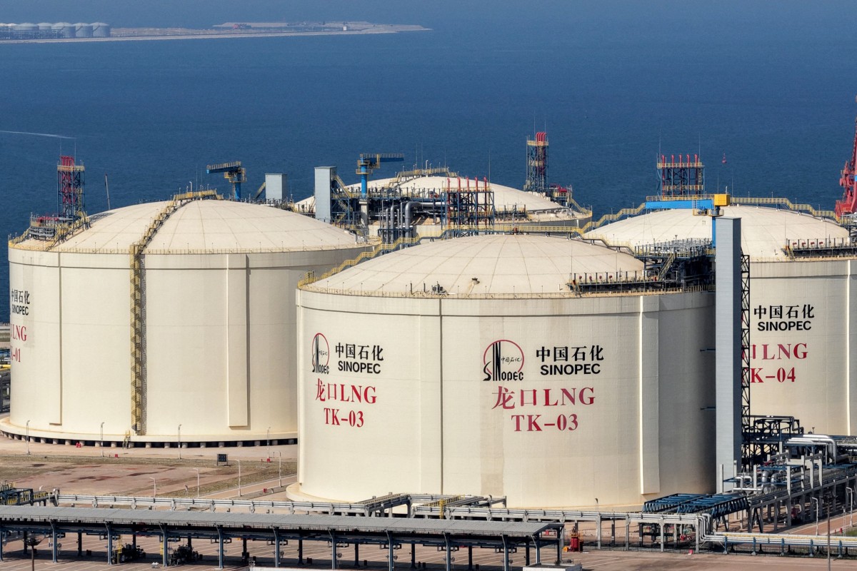 thestandard.com.hk - The Standard 英文虎報 - Chinese refiner Sinopec to boost oil imports from outside the Gulf