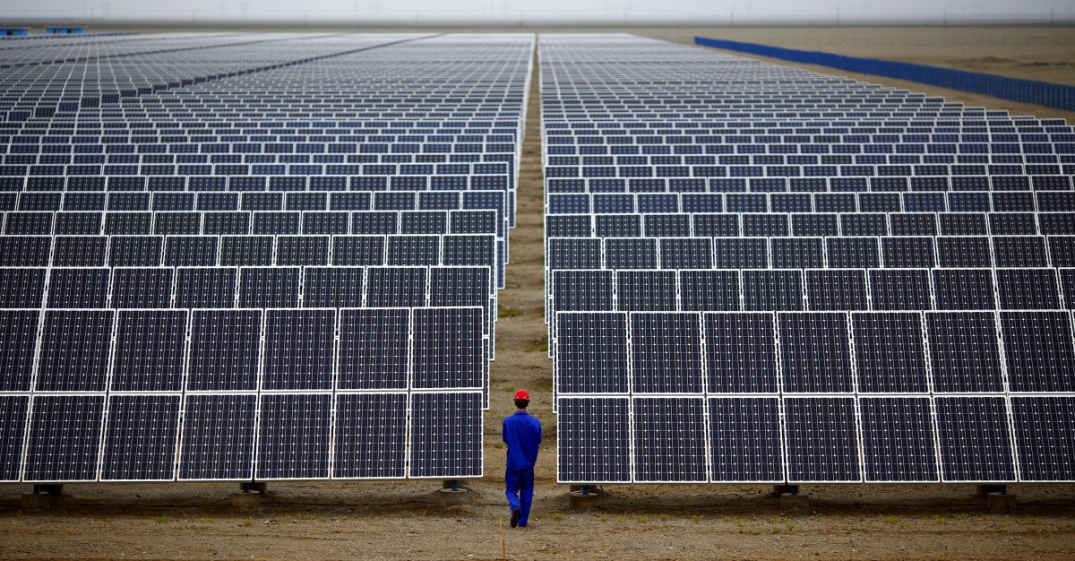 thestandard.com.hk - The Standard 英文虎報 - China regulator to meet solar industry on curbing competition, local media reports