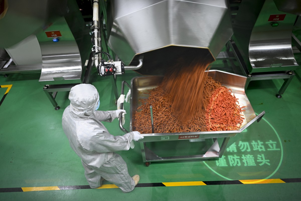 thestandard.com.hk - The Standard 英文虎報 - China's viral 'spicy strips' take a bite of global snack market
