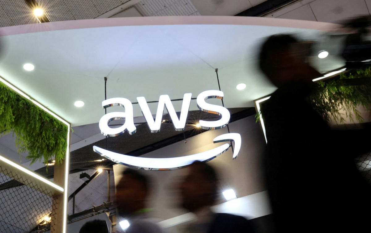 Amazon's cloud unit reports fire after objects hit UAE data center