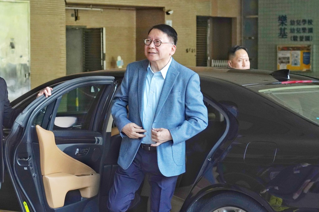 thestandard.com.hk - The Standard 英文虎報 - Over half of Hong Kong's top officials now use Chinese-made electric vehicles