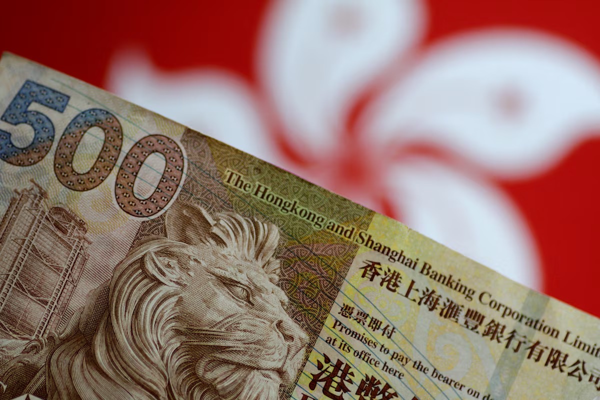 Hong Kong banks trim deposit rates, though some lenders buck trend