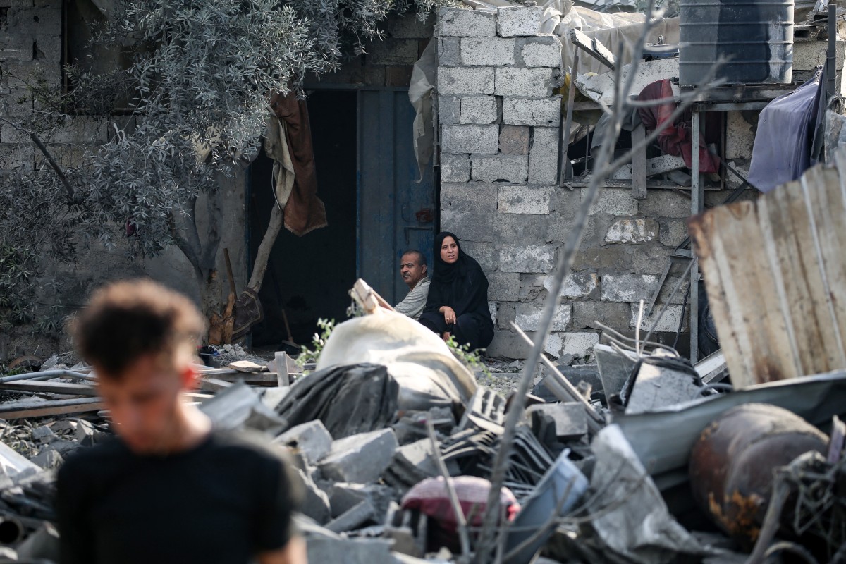 Gaza truce talks in the balance as Israel and Hamas trade blame