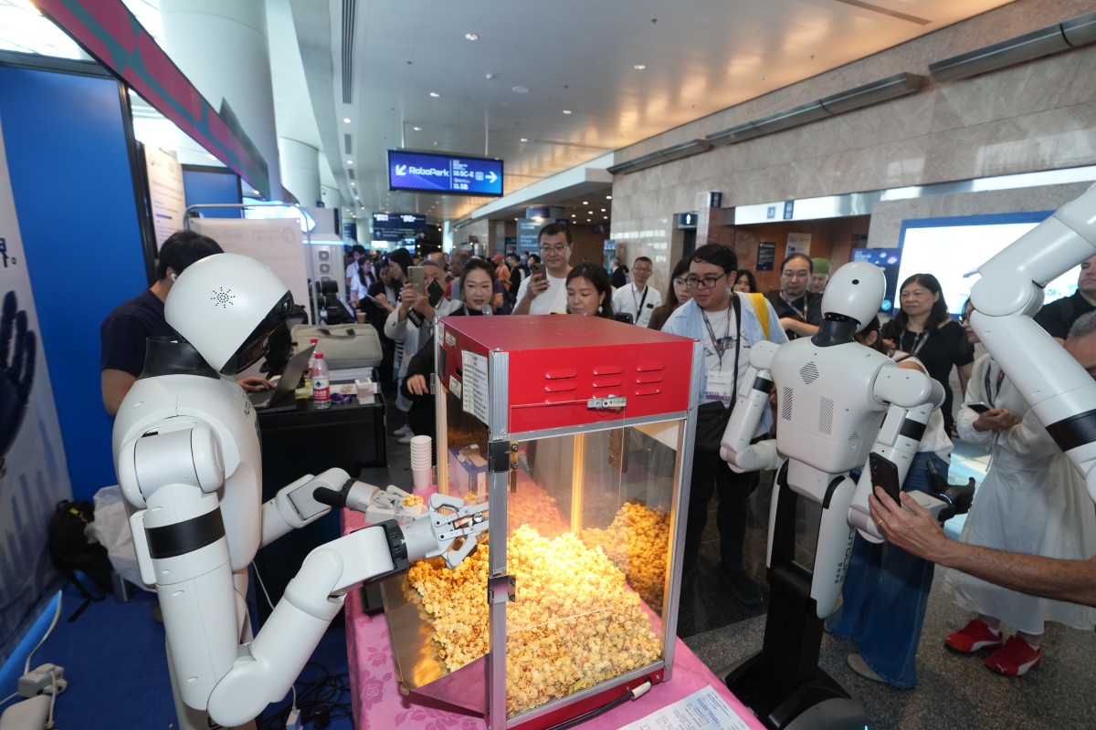 thestandard.com.hk - The Standard 英文虎報 - HK welcomes global buyers as Autumn Electronics Fair and electronicAsia kick off