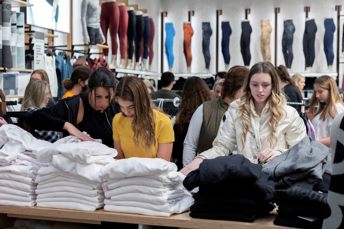thestandard.com.hk - The Standard 英文虎報 - US retail sales rebound sharply in August