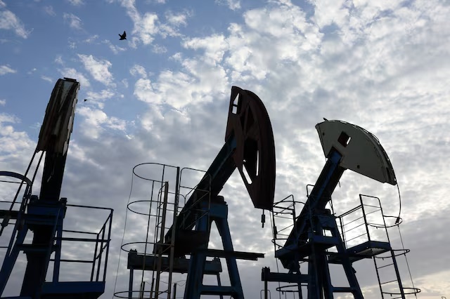 thestandard.com.hk - The Standard 英文虎報 - Oil prices at near three-week high as US-Iran peace hopes fade