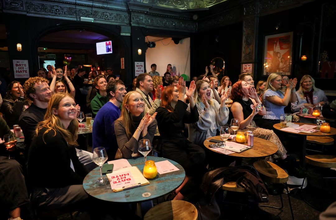 thestandard.com.hk - The Standard 英文虎報 - In London's pubs, love gets a PowerPoint makeover