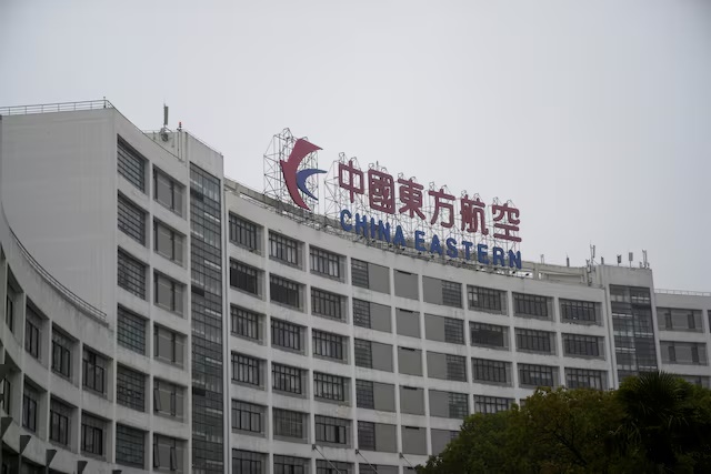 thestandard.com.hk - The Standard 英文虎報 - Former China Eastern Airlines chairman indicted on bribery charges