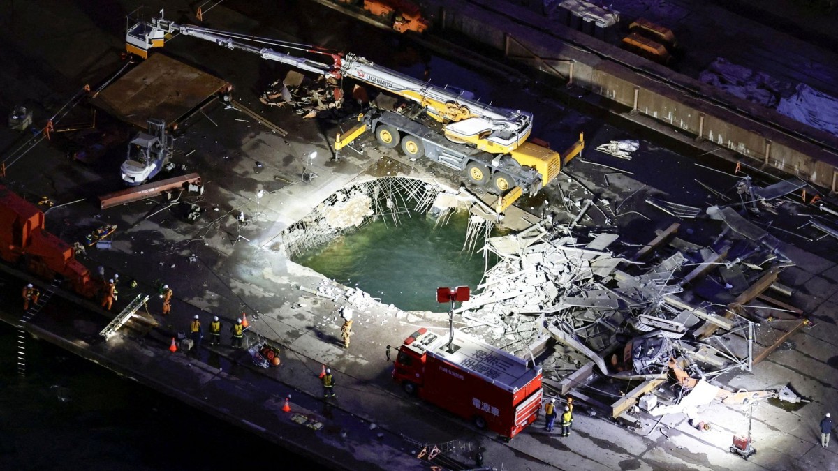 500-ton weight plunges from 30 metres at Japan steel mill, 3 dead, 1 missing