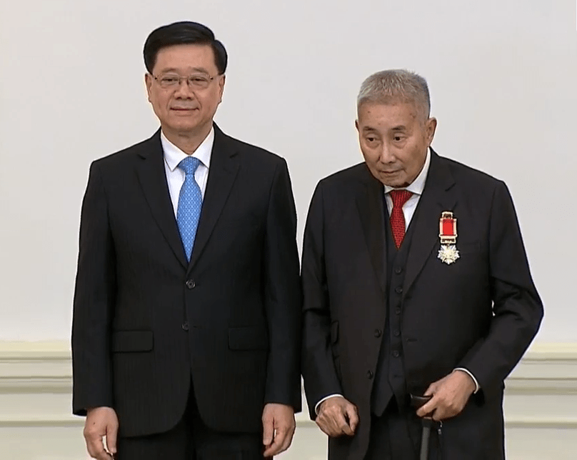 John Lee awards 427 in grand Government House ceremony