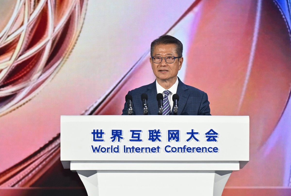 thestandard.com.hk - The Standard 英文虎報 - HK to announce new batch of strategic enterprises with multiple $100bn giants: Paul Chan