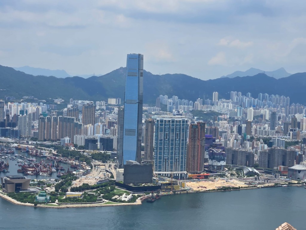 thestandard.com.hk - The Standard 英文虎報 - HK and Malaysian manufacturers ink deal to boost two-way market expansion