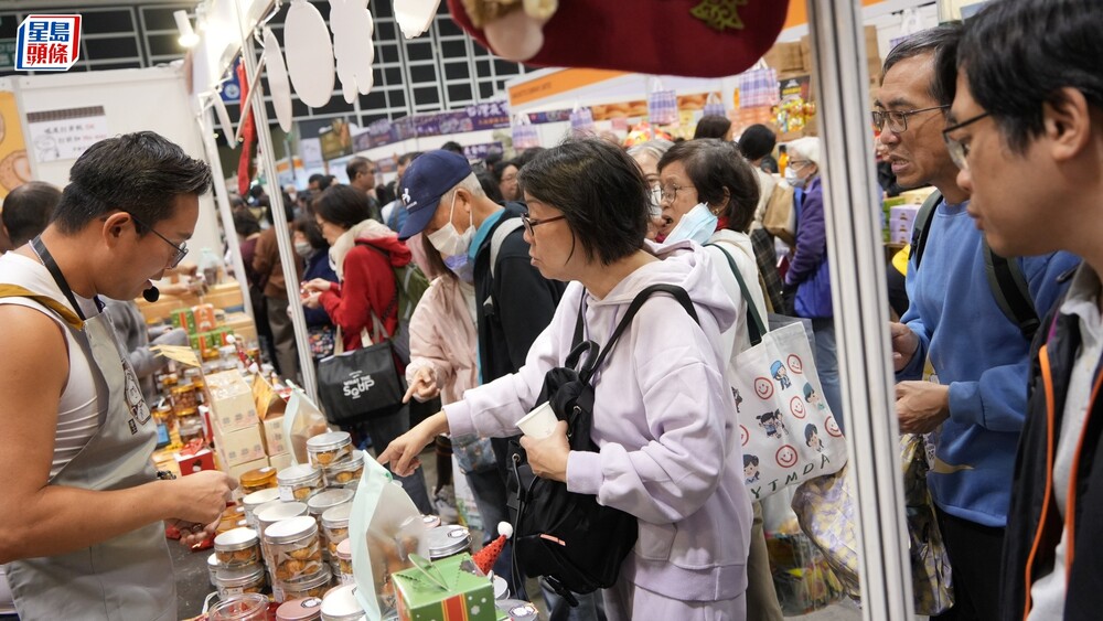 Customers flock to the second day of the Hong Kong Food Festival