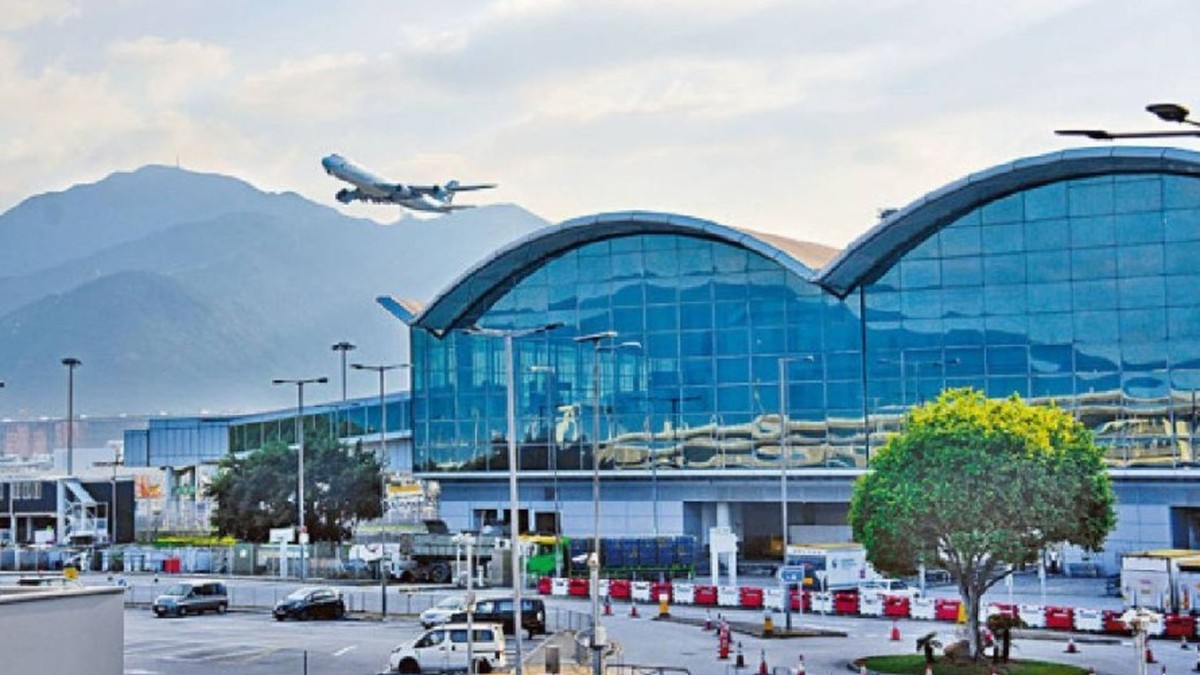 thestandard.com.hk - The Standard 英文虎報 - Why HKIA's ground transport experience matters | Fongmula | Francis Fong