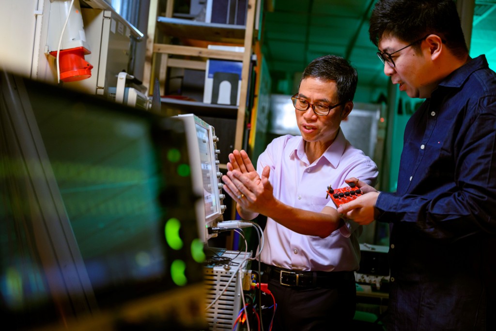 thestandard.com.hk - The Standard 英文虎報 - CityU researchers develop smart device to give retired electric vehicle batteries a second life