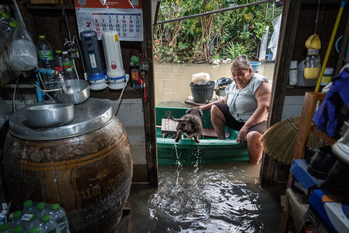 thestandard.com.hk - The Standard 英文虎報 - Deluge by design: Thai villages flooded to protect capital
