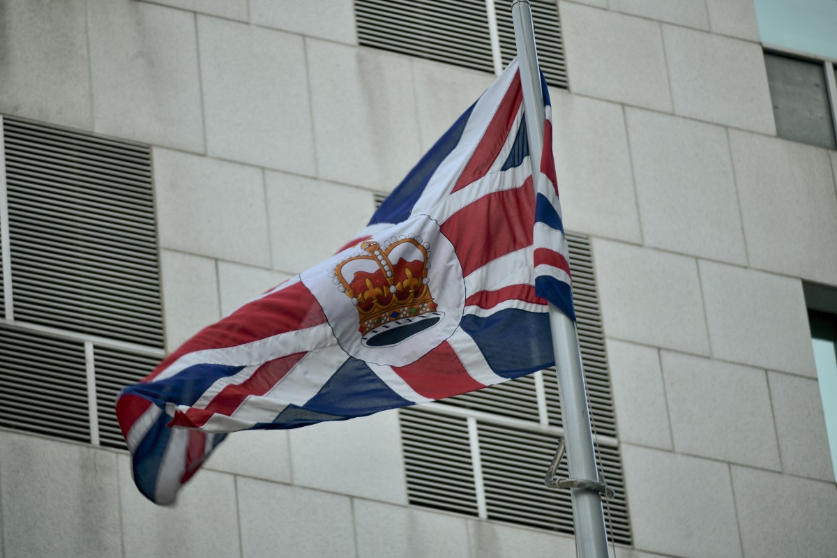 UK warns dual nationals may not receive consular help in HK