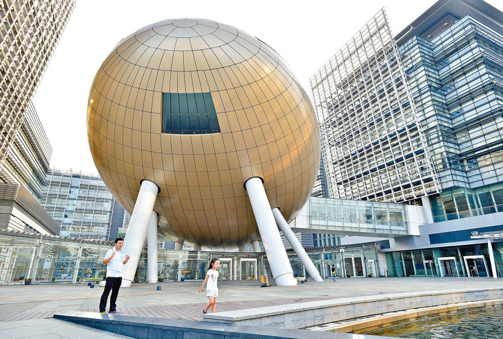 thestandard.com.hk - The Standard 英文虎報 - Hong Kong bets big on biotech with $6b research hub in Lok Ma Chau Loop