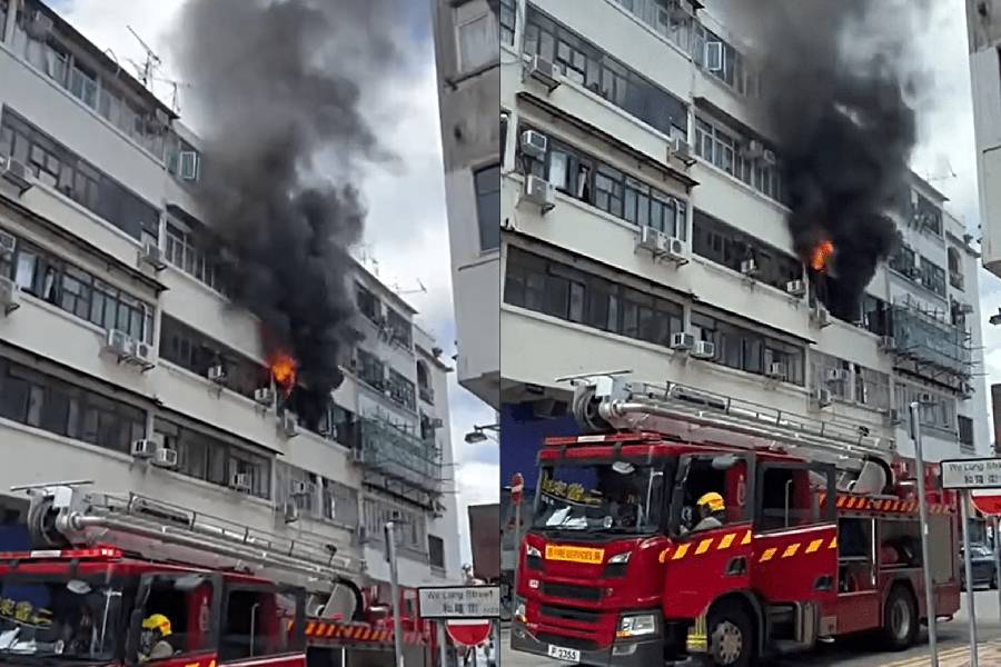 (Video) Fire engulfs apartment in Fanling; no injuries reported