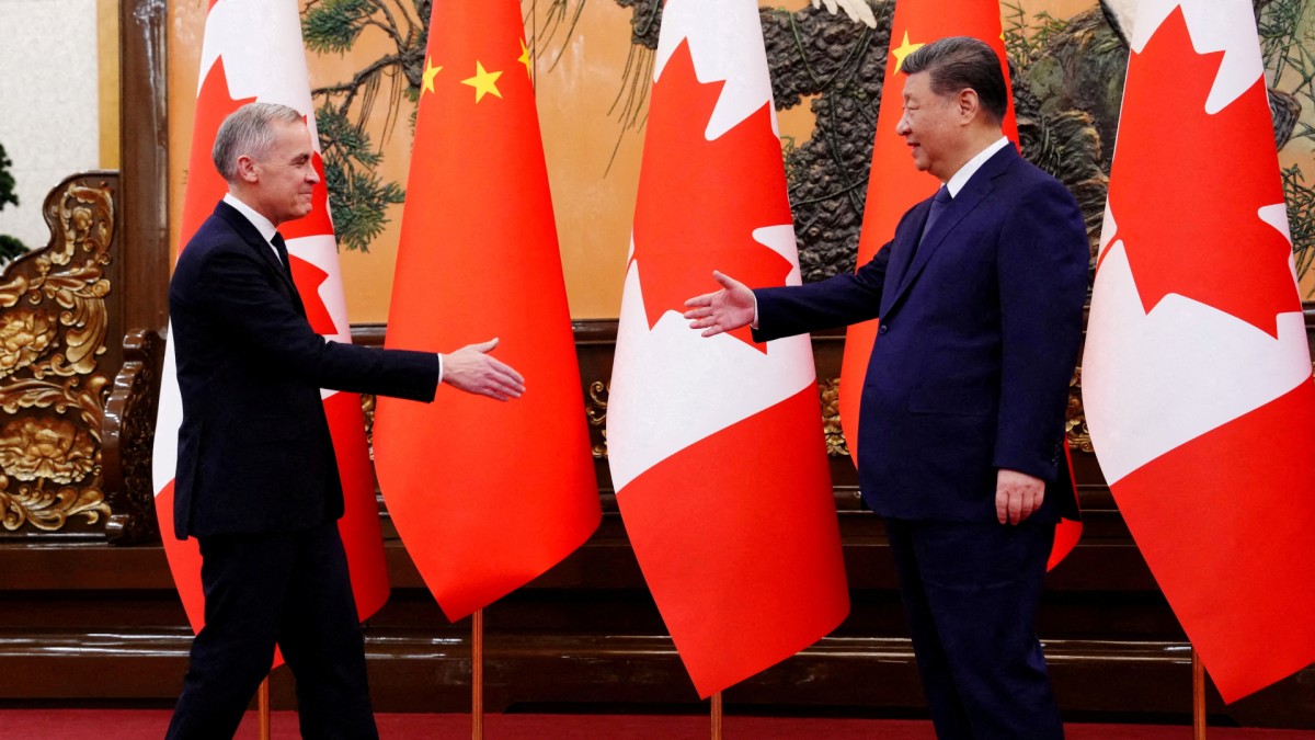 Trump threatens Canada with 100pc tariff over pending trade deal with China