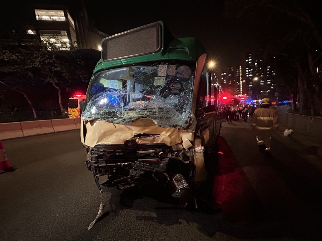 Tsing Yi rear-end collision leaves 12 injured, minibus driver arrested