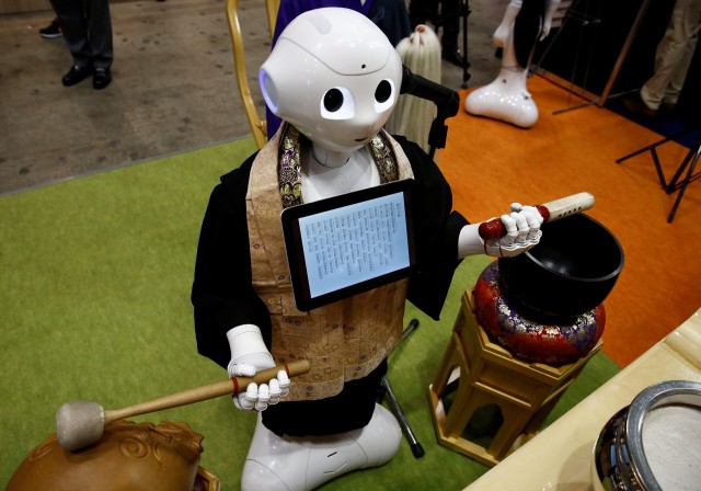 AI robot monk unveiled in Japan