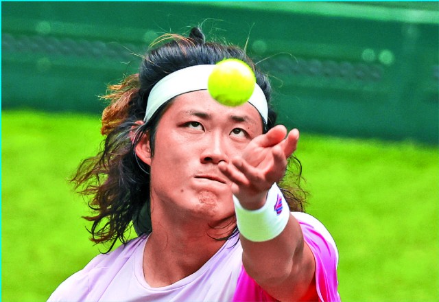 zhangzs China's Zhang Zhizhen advances to Hangzhou Tennis Open quarterfinals